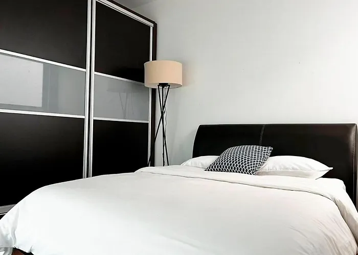 Condesa Amsterdam 204 Private 1bed 1ba On Amsterdam Av *